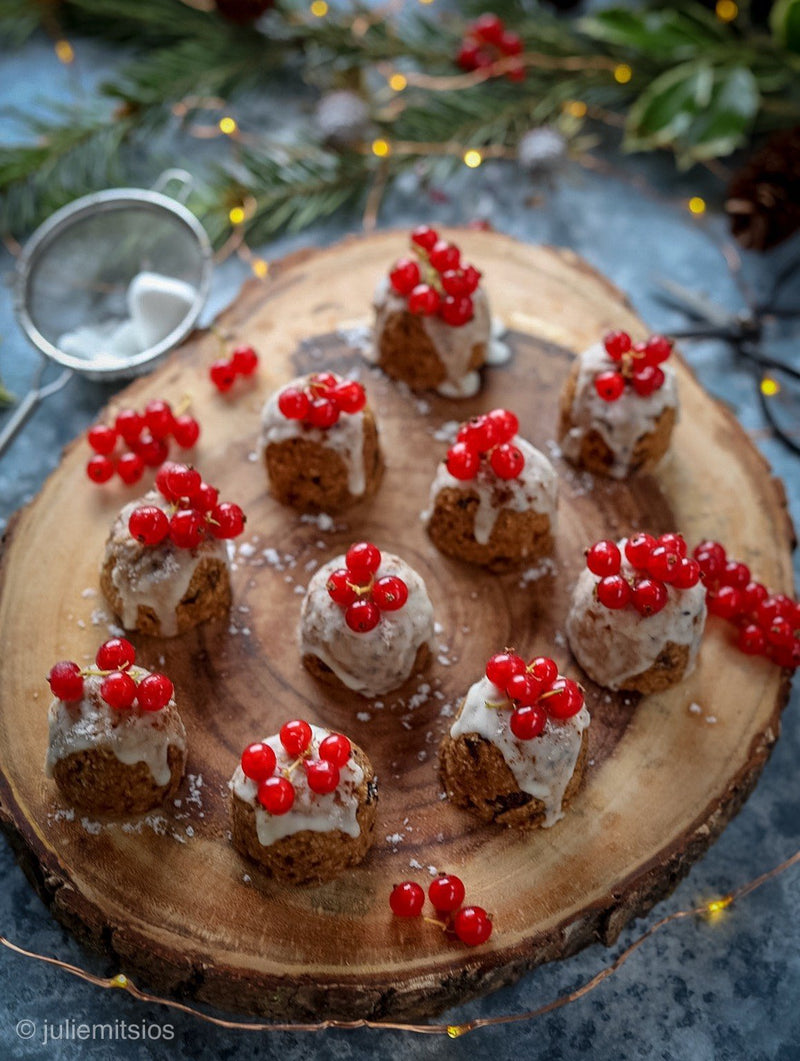 The perfect Christmas treat... Mini Raw Puddings!